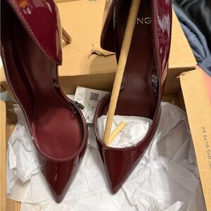 Women's Burgundy Heels